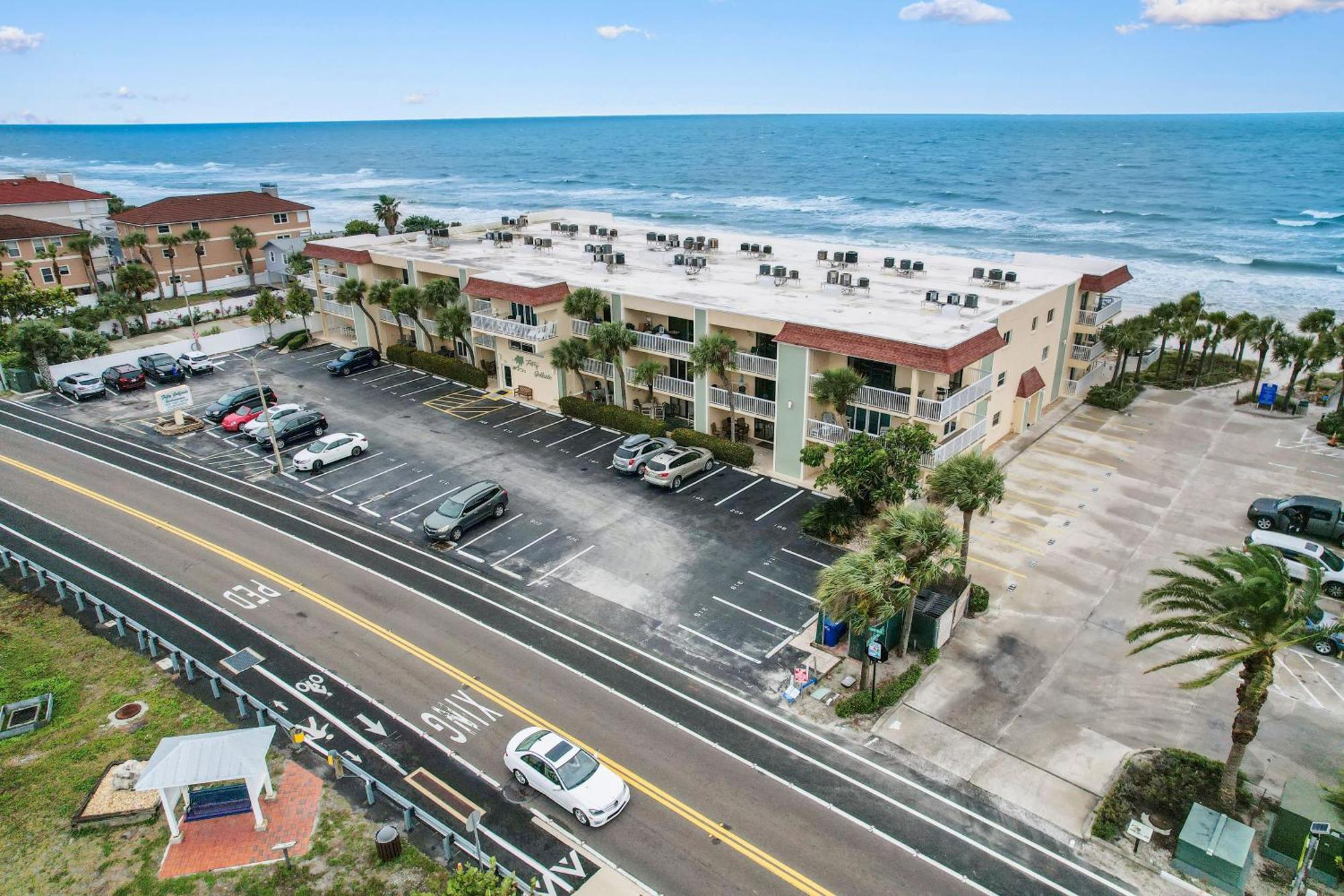 Fifty Gulfside Condominiums 클리어워터 비치 외부 사진