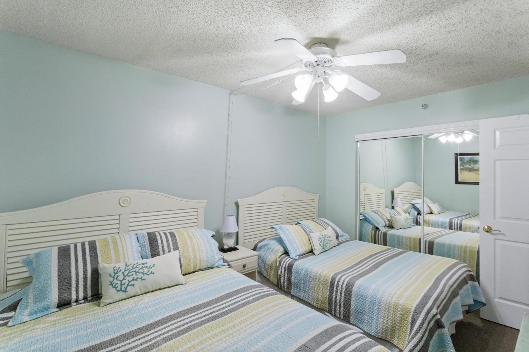 Fifty Gulfside Condominiums 클리어워터 비치 외부 사진
